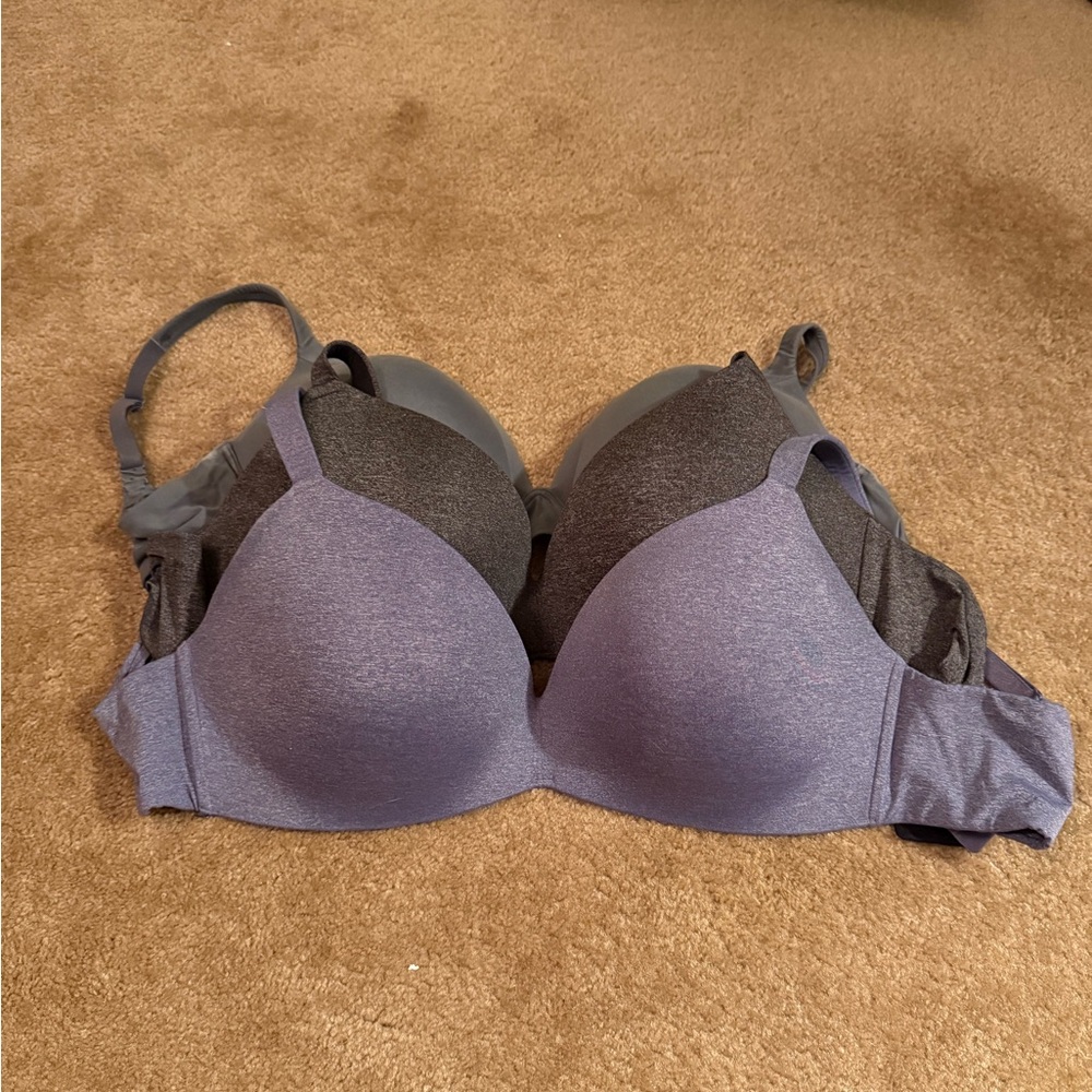 Ambrielle and Victoria Secret wireless t shirt bras 38DD 3 for $40